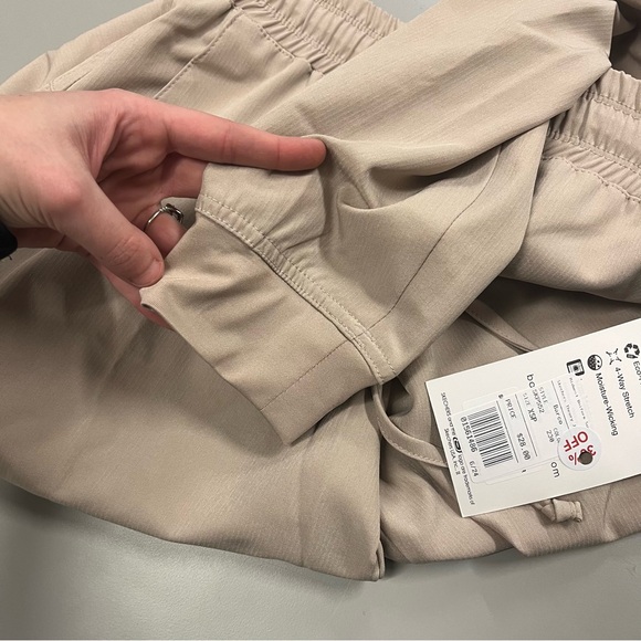 NWT Sketchers Barco Women’s Khaki Jogger Scrub Pants Multi Sizes - Picture 5 of 15